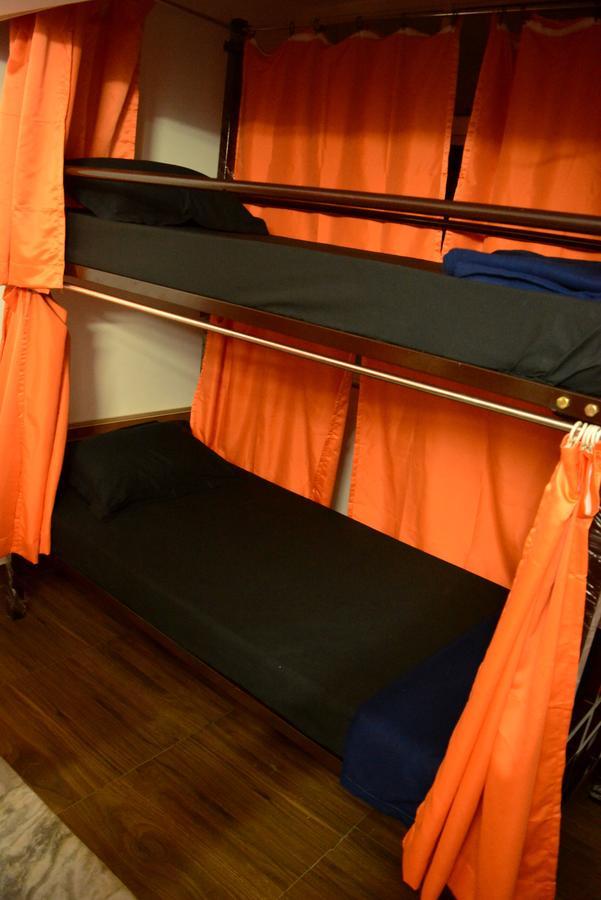 Social Rehab Downtown Hostel Bangalore Luaran gambar