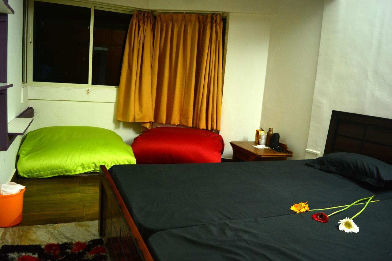 Social Rehab Downtown Hostel Bangalore Luaran gambar